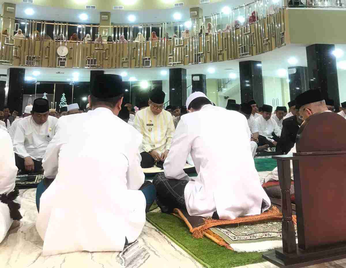 Pemkot Parepare Gelar Dzikir Akhir Tahun, Taufan Pawe: Semoga Menjadikan Kita Lebih Baik Lagi di Tahun Depan